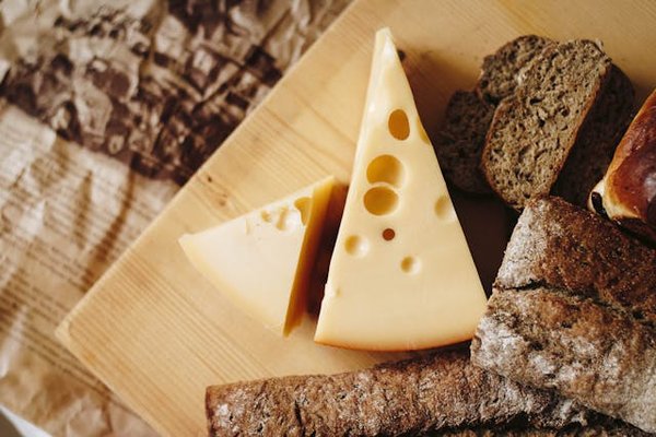 Où trouver des stages de fabrication de fromage en Suisse ?